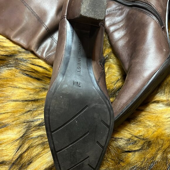 Brown Leather Women's Boots - Picture 2 of 5